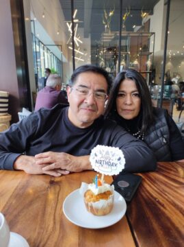 Imágenes para rendir homenaje a persona finada, estas pueden variar en su contenido.