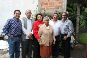 Imágenes para rendir homenaje a persona finada, estas pueden variar en su contenido.