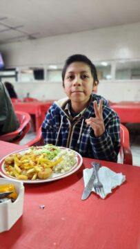 Imágenes para rendir homenaje a persona finada, estas pueden variar en su contenido.