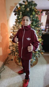 Imágenes para rendir homenaje a persona finada, estas pueden variar en su contenido.