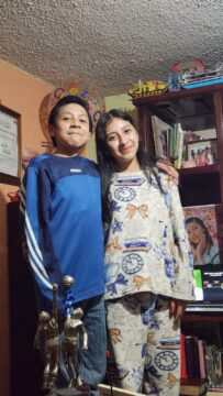 Imágenes para rendir homenaje a persona finada, estas pueden variar en su contenido.