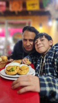 Imágenes para rendir homenaje a persona finada, estas pueden variar en su contenido.