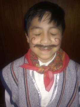 Imágenes para rendir homenaje a persona finada, estas pueden variar en su contenido.