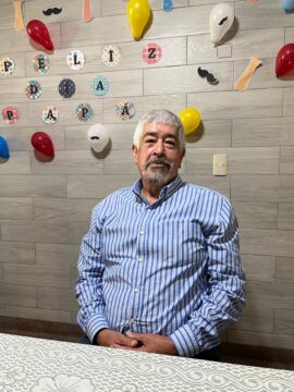 Imágenes para rendir homenaje a persona finada, estas pueden variar en su contenido.