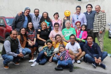 Imágenes para rendir homenaje a persona finada, estas pueden variar en su contenido.