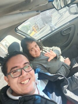 Imágenes para rendir homenaje a persona finada, estas pueden variar en su contenido.