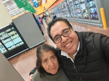 Imágenes para rendir homenaje a persona finada, estas pueden variar en su contenido.