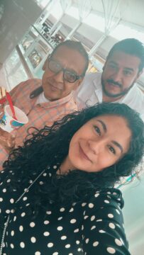 Imágenes para rendir homenaje a persona finada, estas pueden variar en su contenido.