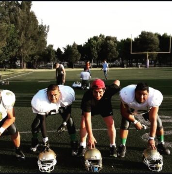 Imágenes para rendir homenaje a persona finada, estas pueden variar en su contenido.