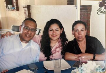 Imágenes para rendir homenaje a persona finada, estas pueden variar en su contenido.