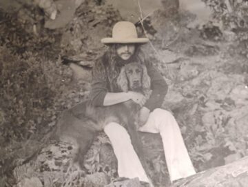 Imágenes para rendir homenaje a persona finada, estas pueden variar en su contenido.