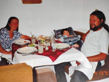 Imágenes para rendir homenaje a persona finada, estas pueden variar en su contenido.