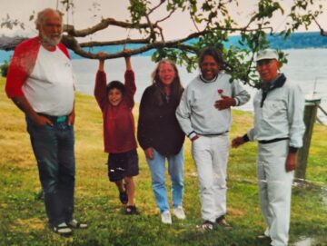 Imágenes para rendir homenaje a persona finada, estas pueden variar en su contenido.