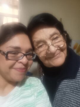 Imágenes para rendir homenaje a persona finada, estas pueden variar en su contenido.