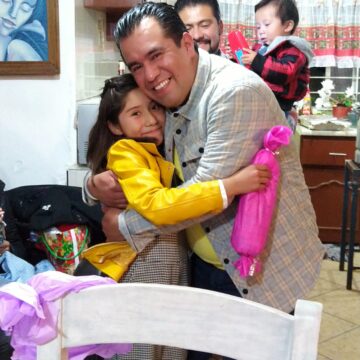 Imágenes para rendir homenaje a persona finada, estas pueden variar en su contenido.