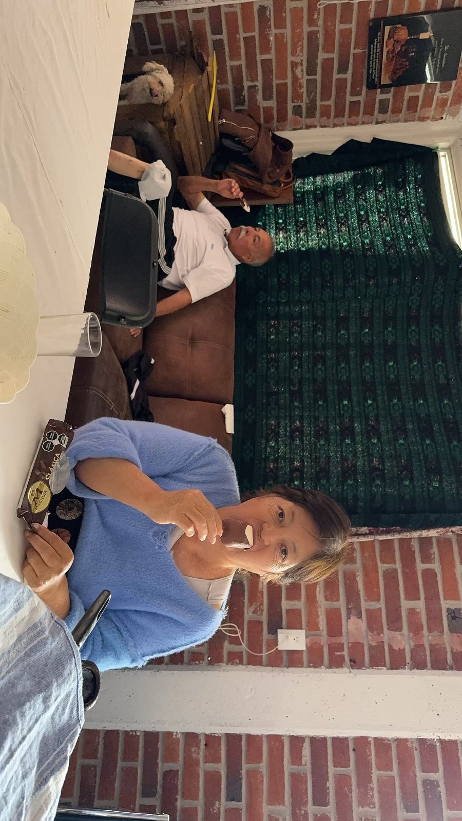 Imágenes para rendir homenaje a persona finada, estas pueden variar en su contenido.