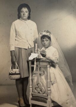 Imágenes para rendir homenaje a persona finada, estas pueden variar en su contenido.