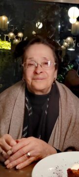 Imágenes para rendir homenaje a persona finada, estas pueden variar en su contenido.