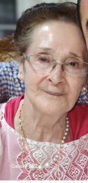 Imágenes para rendir homenaje a persona finada, estas pueden variar en su contenido.