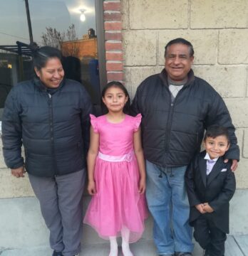 Imágenes para rendir homenaje a persona finada, estas pueden variar en su contenido.