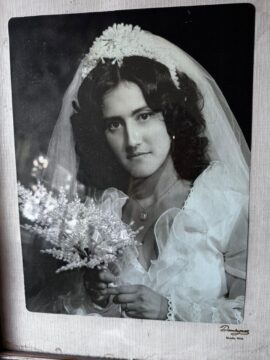 Imágenes para rendir homenaje a persona finada, estas pueden variar en su contenido.