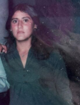 Imágenes para rendir homenaje a persona finada, estas pueden variar en su contenido.