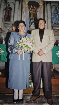 Imágenes para rendir homenaje a persona finada, estas pueden variar en su contenido.