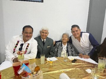 Imágenes para rendir homenaje a persona finada, estas pueden variar en su contenido.