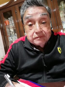 Imágenes para rendir homenaje a persona finada, estas pueden variar en su contenido.