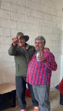 Imágenes para rendir homenaje a persona finada, estas pueden variar en su contenido.