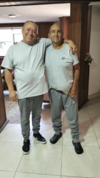 Imágenes para rendir homenaje a persona finada, estas pueden variar en su contenido.