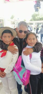 Imágenes para rendir homenaje a persona finada, estas pueden variar en su contenido.