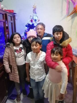 Imágenes para rendir homenaje a persona finada, estas pueden variar en su contenido.