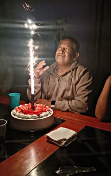 Imágenes para rendir homenaje a persona finada, estas pueden variar en su contenido.