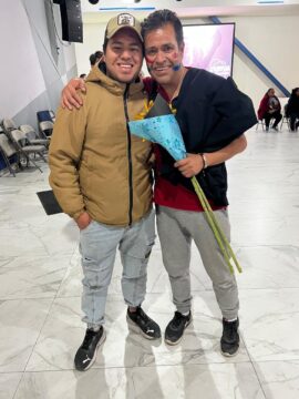 Imágenes para rendir homenaje a persona finada, estas pueden variar en su contenido.