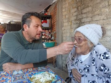 Imágenes para rendir homenaje a persona finada, estas pueden variar en su contenido.