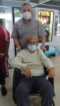 Imágenes para rendir homenaje a persona finada, estas pueden variar en su contenido.