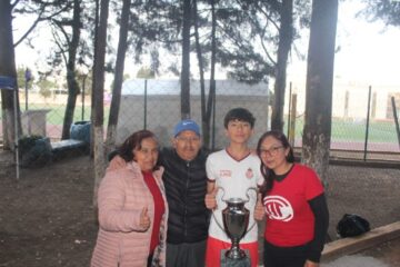 Imágenes para rendir homenaje a persona finada, estas pueden variar en su contenido.