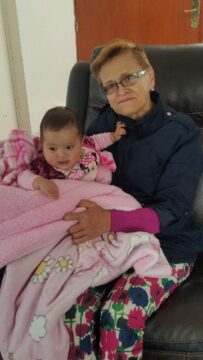 Imágenes para rendir homenaje a persona finada, estas pueden variar en su contenido.