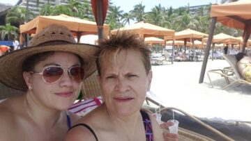 Imágenes para rendir homenaje a persona finada, estas pueden variar en su contenido.