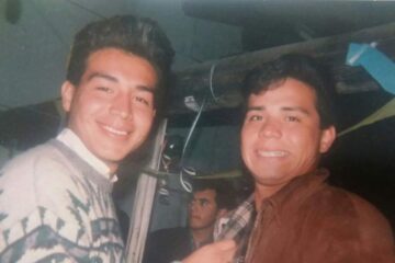 Imágenes para rendir homenaje a persona finada, estas pueden variar en su contenido.