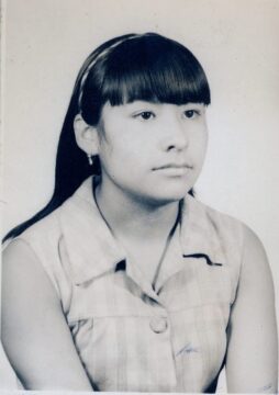 Imágenes para rendir homenaje a persona finada, estas pueden variar en su contenido.