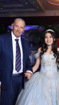 Imágenes para rendir homenaje a persona finada, estas pueden variar en su contenido.