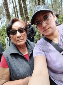 Imágenes para rendir homenaje a persona finada, estas pueden variar en su contenido.