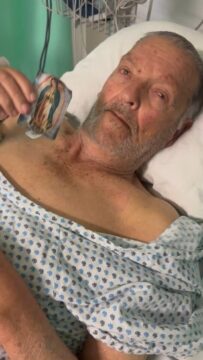 Imágenes para rendir homenaje a persona finada, estas pueden variar en su contenido.