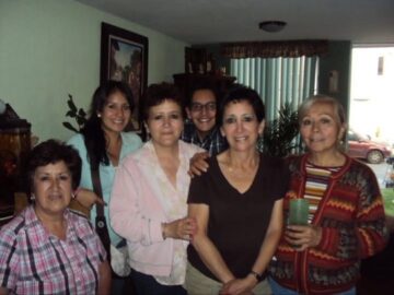 Imágenes para rendir homenaje a persona finada, estas pueden variar en su contenido.