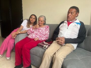 Imágenes para rendir homenaje a persona finada, estas pueden variar en su contenido.