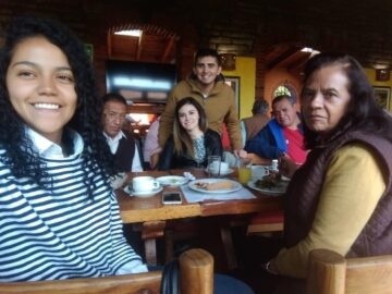 Imágenes para rendir homenaje a persona finada, estas pueden variar en su contenido.
