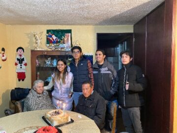 Imágenes para rendir homenaje a persona finada, estas pueden variar en su contenido.