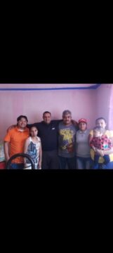 Imágenes para rendir homenaje a persona finada, estas pueden variar en su contenido.